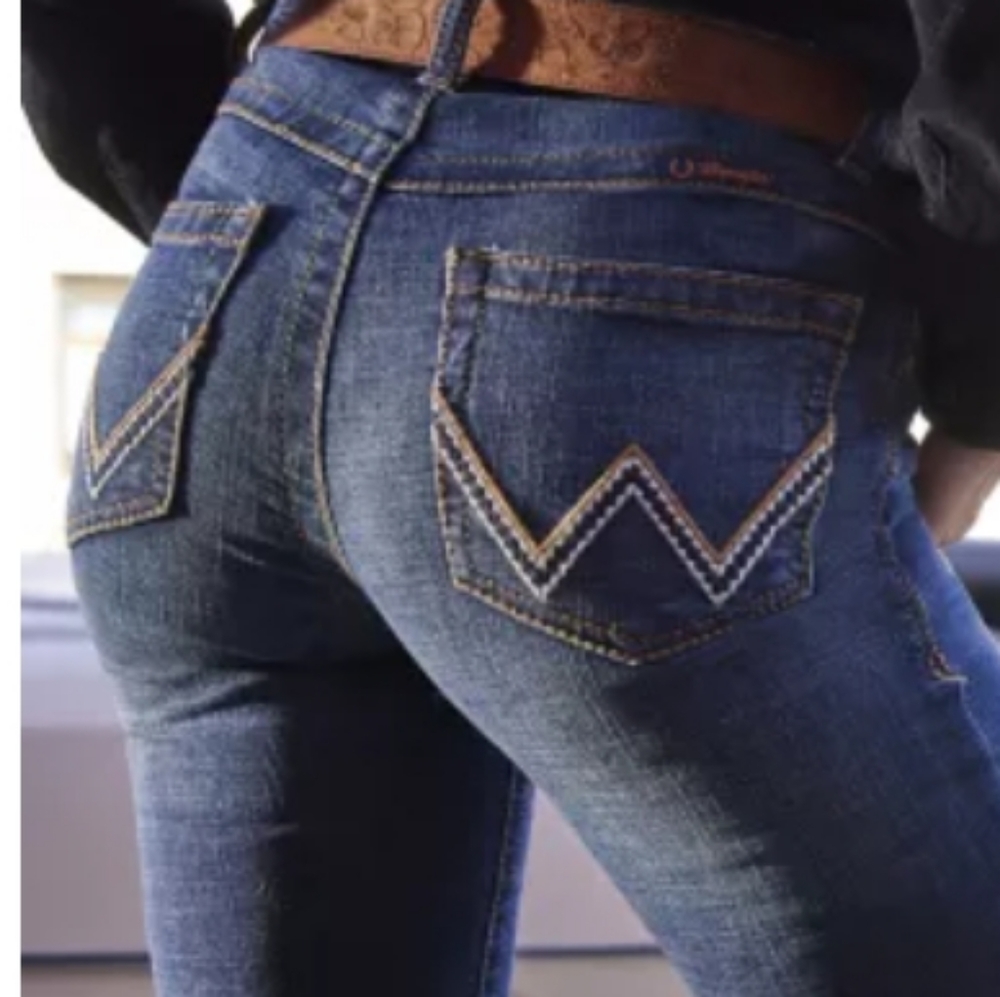 Wrangler woman's 5/6 32 long